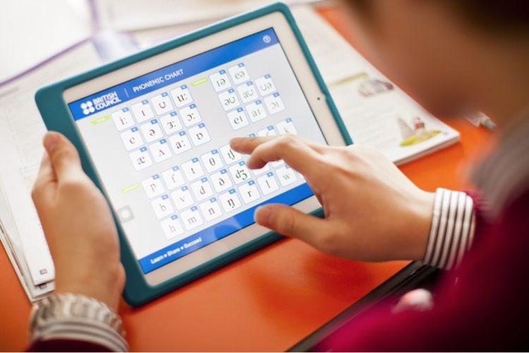 3 app đọc tiếng Anh chậm dành cho trẻ mới bắt đầu